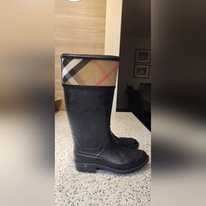 Burberry Black Rubber Sole